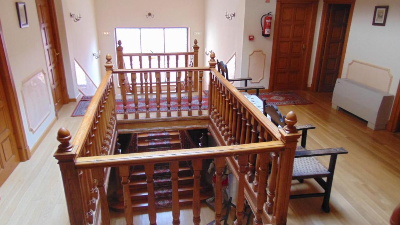 Iacobus Otel Castrojeriz Dış mekan fotoğraf
